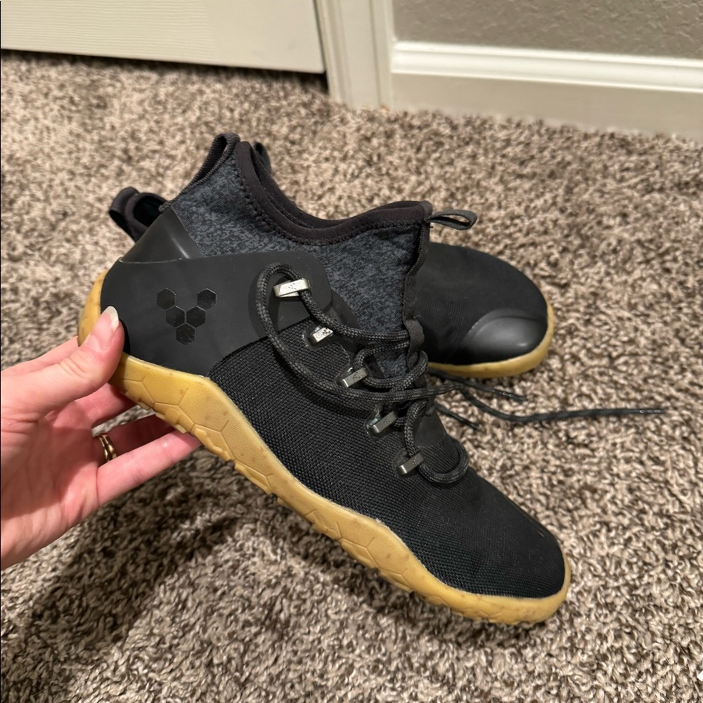 VivoBarefoot Women’s Magna Boots